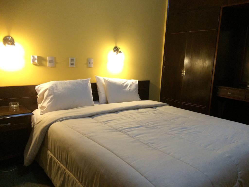 Hotel Manduvira Asuncion Phòng bức ảnh